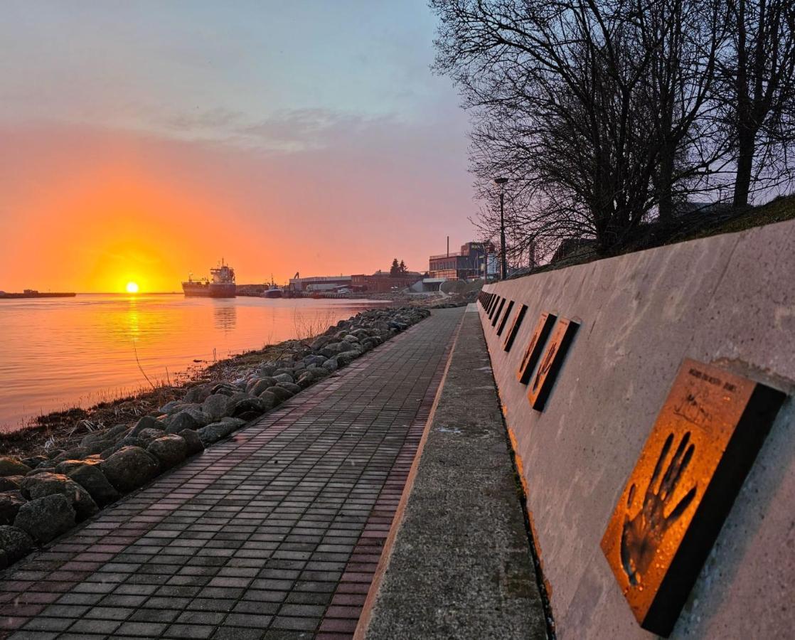 Dzivoklis Bocmana Laukums 2, Salacgriva Salacgrīva Exterior foto